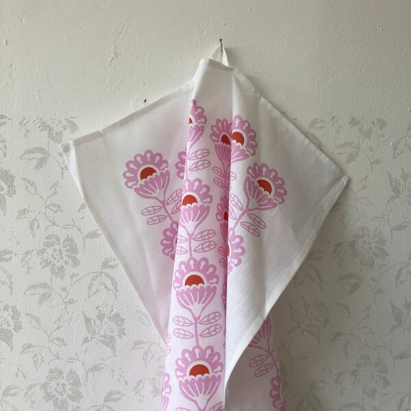 Geschirrtuch mit Blumen