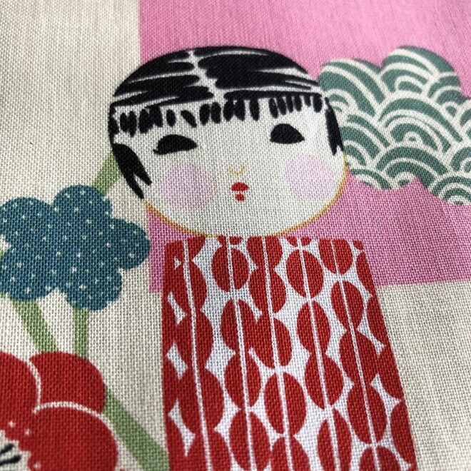 Baumwollstoff Alexander Henry KIKI KOKESHI – Bild 2