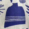 blau weißer kokka Canvas mit Vasen, Schalen und Blumen